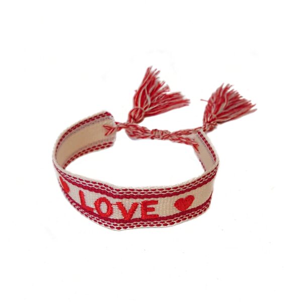 SALG. Knyte armbånd med dusker Love – creme/rød