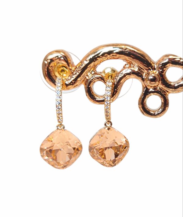 Ørepynt med farget sten – Peach