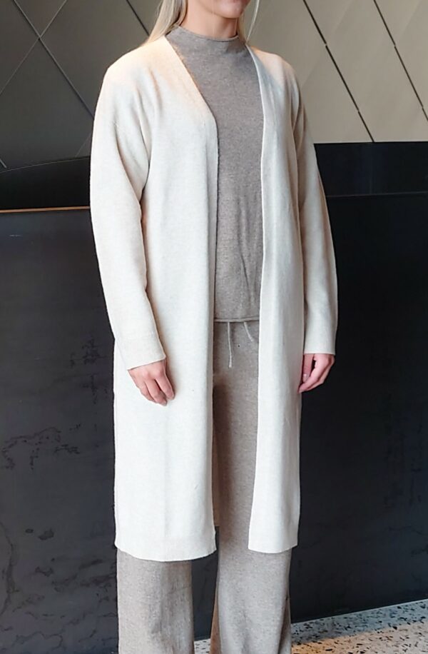 NOMA Lounge wear lang jakke SALG – Creme