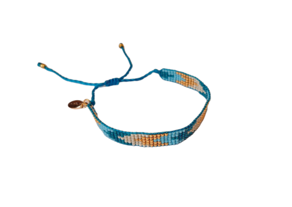 Vevd armbånd med perler – Turkis/petrol/gull/off white