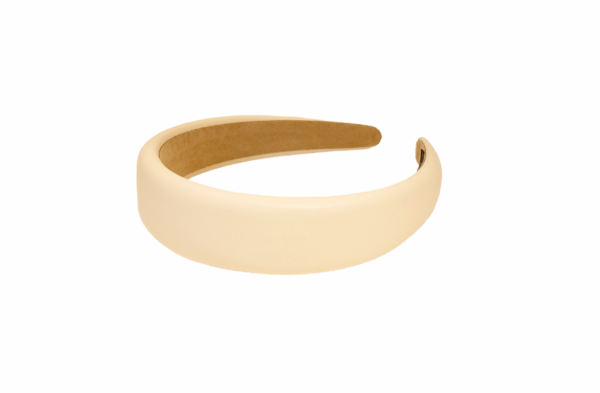 Hårbøyle polstret leather look flat – Creme