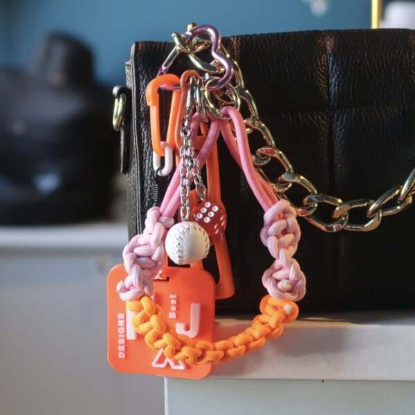 Bag charm medium – Rosa/oransje