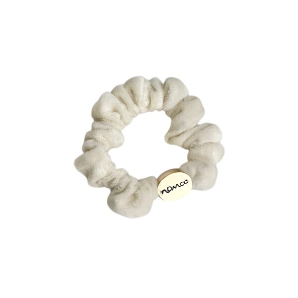 Noma logo hårstrikk basic – Creme