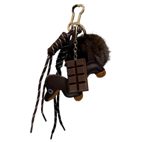 Bag charm hund og fuskepels – Brun