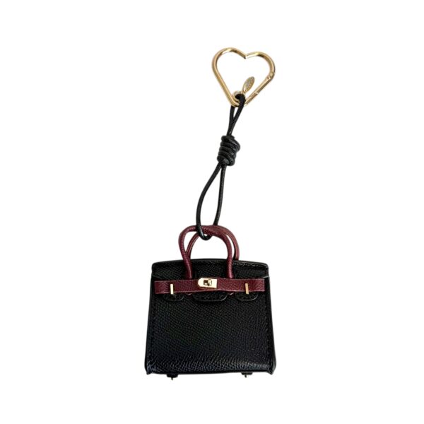 Bag charm veske SALG – Sort/burgunder