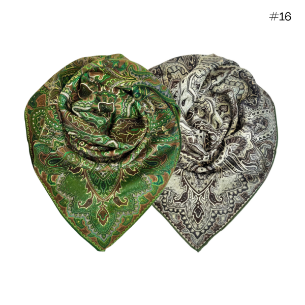 Skjerf i ull/silke m. håndsydde kanter 70×70 – #16 Grønn/teracotta/gul/dusty green