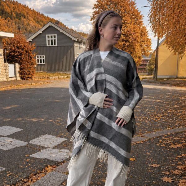 Inka poncho – Gråtoner