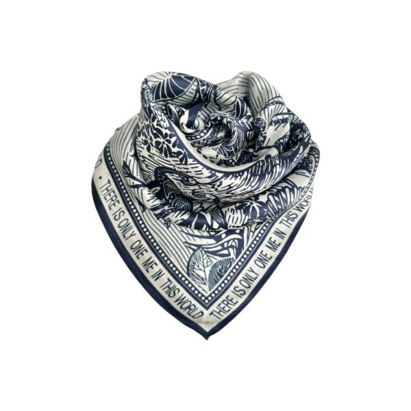 Små silkeskjerf 53×53 – #23 Navy/creme